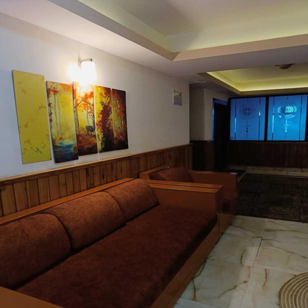Hotel Royal Гангток Екстериор снимка