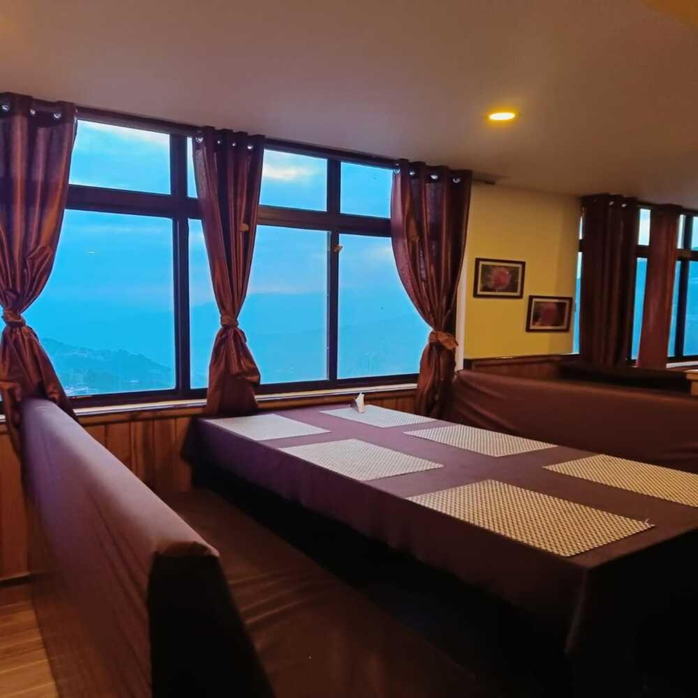 Hotel Royal Гангток Екстериор снимка